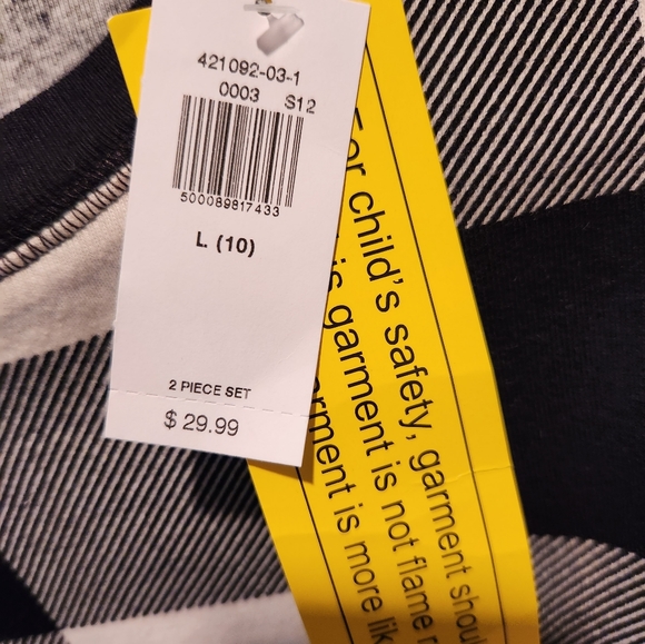 2 Old Navy Black Buffalo Plaid Pj's. Unisex Size 10. One NWT. One Worn few times - Picture 7 of 13